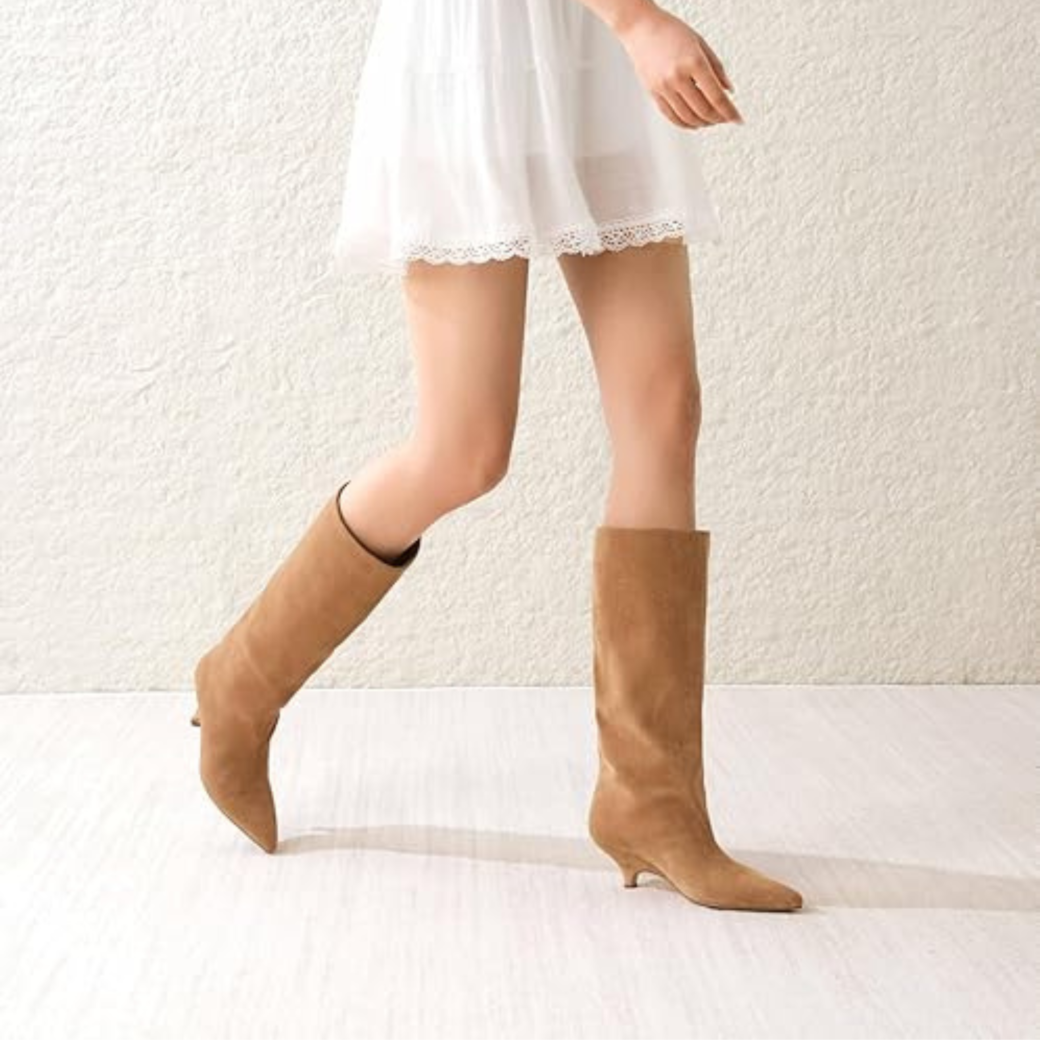 Women’s Knee-High Kitten Heel Boots